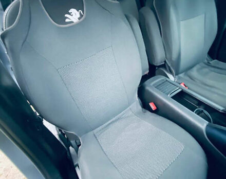 Серый Пежо Rifter, объемом двигателя 1.5 л и пробегом 98 тыс. км за 22500 $, фото 14 на Automoto.ua