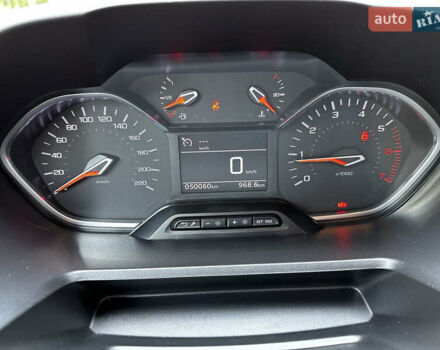 Серый Пежо Rifter, объемом двигателя 1.5 л и пробегом 50 тыс. км за 24500 $, фото 8 на Automoto.ua