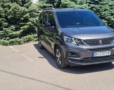 Серый Пежо Rifter, объемом двигателя 1.5 л и пробегом 65 тыс. км за 22000 $, фото 6 на Automoto.ua