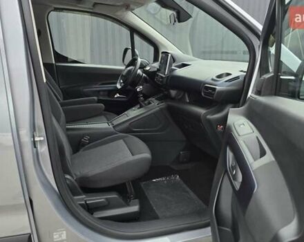 Серый Пежо Rifter, объемом двигателя 1.5 л и пробегом 49 тыс. км за 24400 $, фото 20 на Automoto.ua