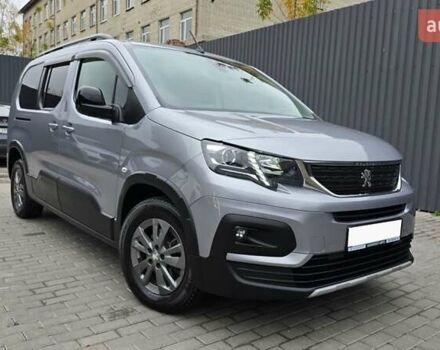 Серый Пежо Rifter, объемом двигателя 1.5 л и пробегом 49 тыс. км за 24400 $, фото 1 на Automoto.ua