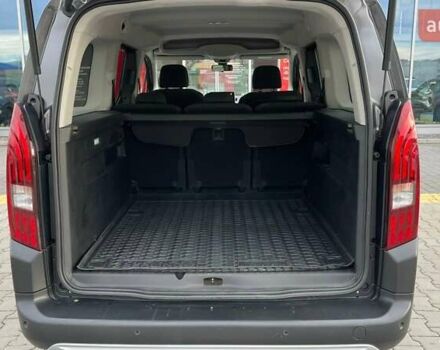 Серый Пежо Rifter, объемом двигателя 0 л и пробегом 47 тыс. км за 24640 $, фото 22 на Automoto.ua