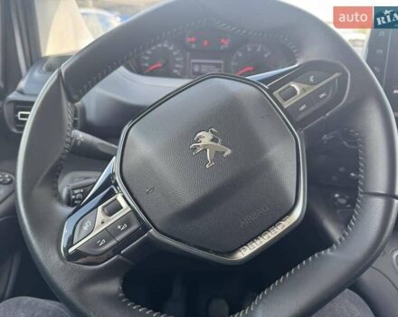 Сірий Пежо Rifter, об'ємом двигуна 1.5 л та пробігом 33 тис. км за 25500 $, фото 12 на Automoto.ua
