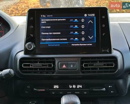 Серый Пежо Rifter, объемом двигателя 1.5 л и пробегом 49 тыс. км за 24400 $, фото 14 на Automoto.ua