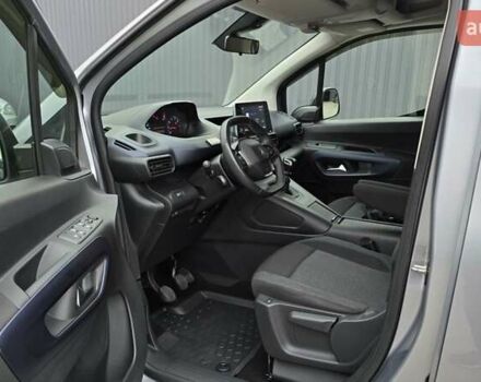 Серый Пежо Rifter, объемом двигателя 1.5 л и пробегом 49 тыс. км за 24400 $, фото 13 на Automoto.ua