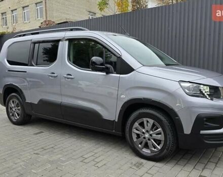 Серый Пежо Rifter, объемом двигателя 1.5 л и пробегом 49 тыс. км за 24400 $, фото 3 на Automoto.ua