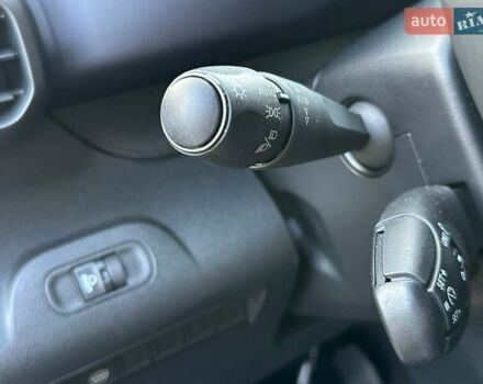 Серый Пежо Rifter, объемом двигателя 1.5 л и пробегом 49 тыс. км за 24400 $, фото 18 на Automoto.ua