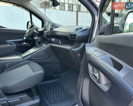 Серый Пежо Rifter, объемом двигателя 1.5 л и пробегом 49 тыс. км за 24400 $, фото 8 на Automoto.ua