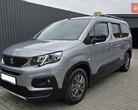 Серый Пежо Rifter, объемом двигателя 1.5 л и пробегом 49 тыс. км за 24400 $, фото 4 на Automoto.ua