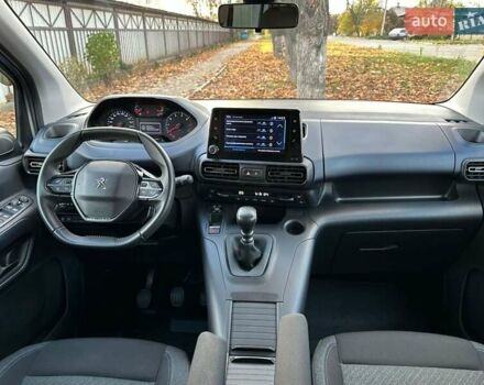 Серый Пежо Rifter, объемом двигателя 1.5 л и пробегом 49 тыс. км за 24400 $, фото 10 на Automoto.ua