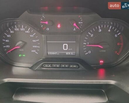 Сірий Пежо Rifter, об'ємом двигуна 1.5 л та пробігом 31 тис. км за 23949 $, фото 2 на Automoto.ua