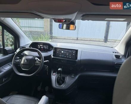 Серый Пежо Rifter, объемом двигателя 1.5 л и пробегом 3 тыс. км за 24900 $, фото 14 на Automoto.ua