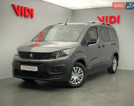 Сірий Пежо Rifter, об'ємом двигуна 1.6 л та пробігом 76 тис. км за 16461 $, фото 1 на Automoto.ua