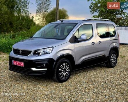 Серый Пежо Rifter, объемом двигателя 1.5 л и пробегом 195 тыс. км за 14800 $, фото 1 на Automoto.ua