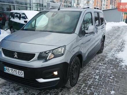 Серый Пежо Rifter, объемом двигателя 1.56 л и пробегом 220 тыс. км за 15499 $, фото 1 на Automoto.ua