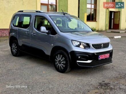 Пежо Rifter 2019 у Калуше на Automoto.ua Сірий Пежо Rifter, об'ємом двигуна 1.5 л та пробігом 195 тис. км за 14300 $, фото 1 на Automoto.ua