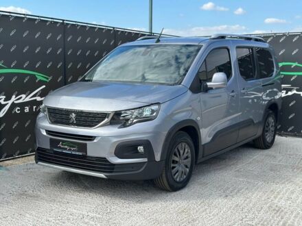 Серый Пежо Rifter, объемом двигателя 1.5 л и пробегом 82 тыс. км за 21500 $, фото 1 на Automoto.ua