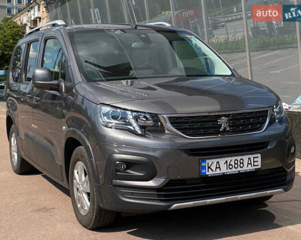 Серый Пежо Rifter, объемом двигателя 1.5 л и пробегом 87 тыс. км за 24900 $, фото 1 на Automoto.ua