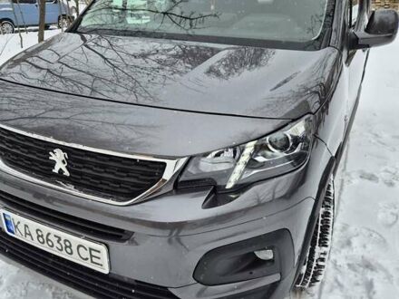 Серый Пежо Rifter, объемом двигателя 1.56 л и пробегом 134 тыс. км за 18200 $, фото 1 на Automoto.ua