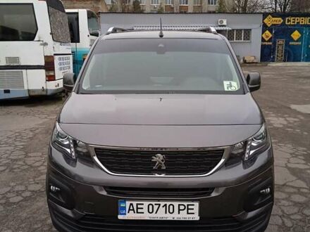Пежо Rifter 2020 у Дніпро (Дніпропетровську) на Automoto.ua Сірий Пежо Rifter, об'ємом двигуна 1.56 л та пробігом 97 тис. км за 21500 $, фото 1 на Automoto.ua