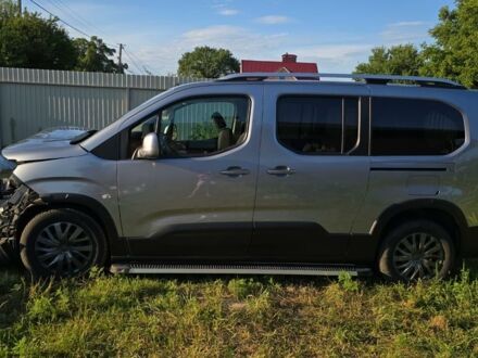 Сірий Пежо Rifter, об'ємом двигуна 1.6 л та пробігом 15 тис. км за 11000 $, фото 1 на Automoto.ua