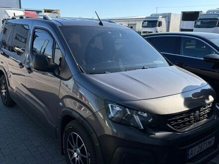 Сірий Пежо Rifter, об'ємом двигуна 1.56 л та пробігом 200 тис. км за 14000 $, фото 1 на Automoto.ua