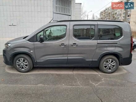 Сірий Пежо Rifter, об'ємом двигуна 1.5 л та пробігом 31 тис. км за 23949 $, фото 1 на Automoto.ua