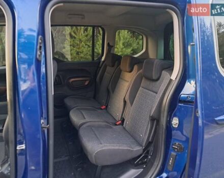 Синий Пежо Rifter, объемом двигателя 0 л и пробегом 23 тыс. км за 21000 $, фото 34 на Automoto.ua