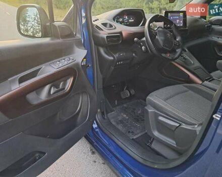 Синий Пежо Rifter, объемом двигателя 0 л и пробегом 23 тыс. км за 21000 $, фото 25 на Automoto.ua