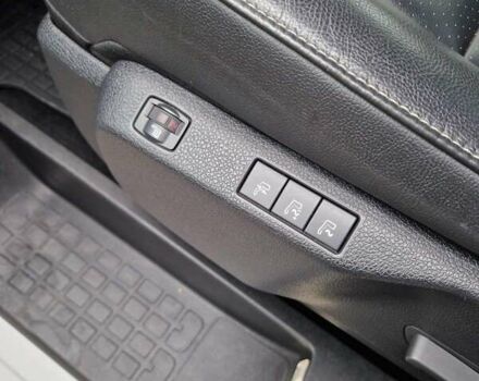 Белый Пежо Traveller, объемом двигателя 2 л и пробегом 70 тыс. км за 35000 $, фото 8 на Automoto.ua