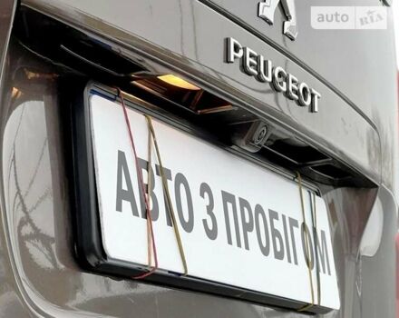 Коричневий Пежо Traveller, об'ємом двигуна 2 л та пробігом 78 тис. км за 37999 $, фото 42 на Automoto.ua