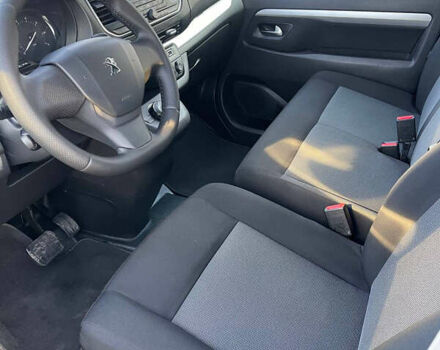 Сірий Пежо Traveller, об'ємом двигуна 2 л та пробігом 270 тис. км за 21700 $, фото 1 на Automoto.ua