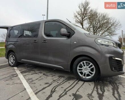 Серый Пежо Traveller, объемом двигателя 2 л и пробегом 190 тыс. км за 20999 $, фото 1 на Automoto.ua