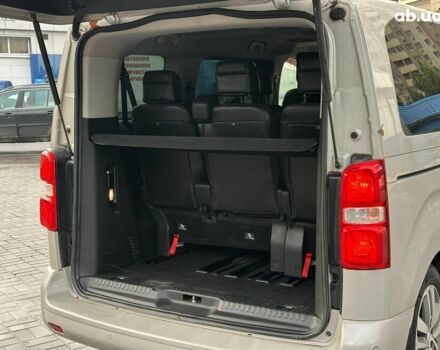 Пежо Traveller 2017 у Одесі на Automoto.ua Сірий Пежо Traveller, об'ємом двигуна 2 л та пробігом 175 тис. км за 24640 $, фото 16 на Automoto.ua