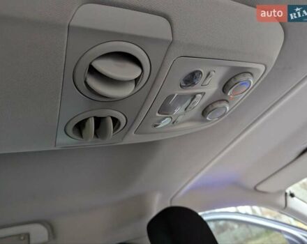 Серый Пежо Traveller, объемом двигателя 2 л и пробегом 190 тыс. км за 20999 $, фото 6 на Automoto.ua