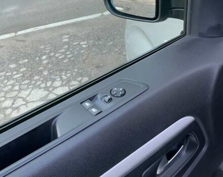 Сірий Пежо Traveller, об'ємом двигуна 2 л та пробігом 110 тис. км за 29900 $, фото 12 на Automoto.ua