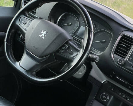 Сірий Пежо Traveller, об'ємом двигуна 2 л та пробігом 184 тис. км за 30200 $, фото 16 на Automoto.ua