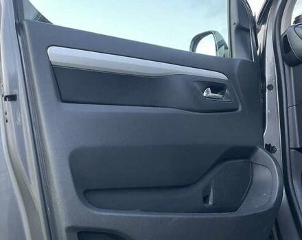 Сірий Пежо Traveller, об'ємом двигуна 2 л та пробігом 184 тис. км за 30200 $, фото 10 на Automoto.ua