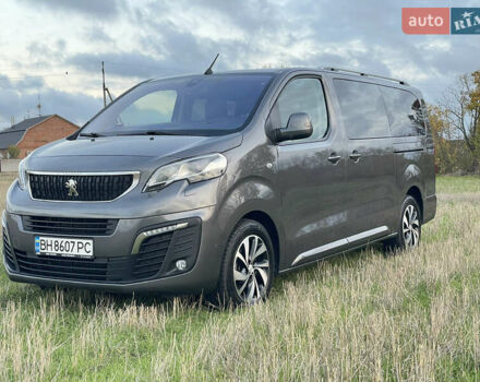 Сірий Пежо Traveller, об'ємом двигуна 2 л та пробігом 184 тис. км за 30200 $, фото 1 на Automoto.ua