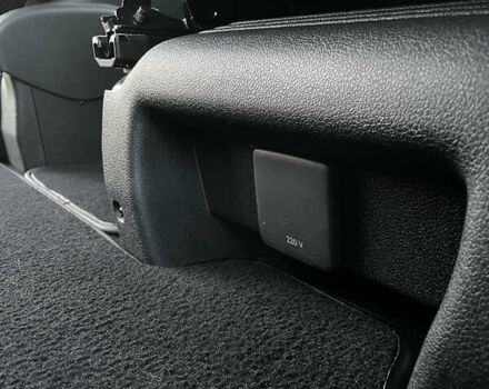 Сірий Пежо Traveller, об'ємом двигуна 2 л та пробігом 184 тис. км за 30200 $, фото 20 на Automoto.ua