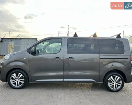 Серый Пежо Traveller, объемом двигателя 2 л и пробегом 75 тыс. км за 34500 $, фото 2 на Automoto.ua