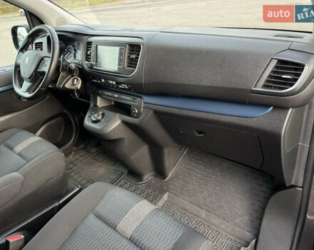 Серый Пежо Traveller, объемом двигателя 2 л и пробегом 75 тыс. км за 34500 $, фото 22 на Automoto.ua