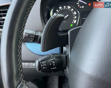 Серый Пежо Traveller, объемом двигателя 2 л и пробегом 75 тыс. км за 34500 $, фото 30 на Automoto.ua