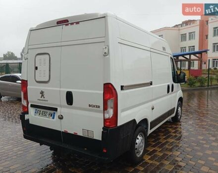 Белый Пежо Boxer, объемом двигателя 2.2 л и пробегом 176 тыс. км за 13600 $, фото 3 на Automoto.ua