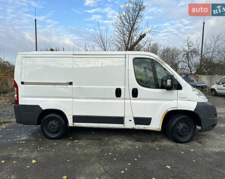 Белый Пежо Boxer, объемом двигателя 2.2 л и пробегом 260 тыс. км за 3500 $, фото 1 на Automoto.ua