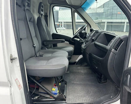 Белый Пежо Boxer, объемом двигателя 0 л и пробегом 282 тыс. км за 10000 $, фото 18 на Automoto.ua