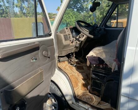 Белый Пежо Boxer, объемом двигателя 2.5 л и пробегом 140 тыс. км за 850 $, фото 7 на Automoto.ua