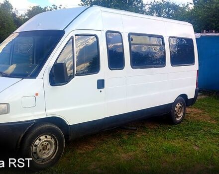 Белый Пежо Boxer, объемом двигателя 2.4 л и пробегом 450 тыс. км за 2400 $, фото 2 на Automoto.ua
