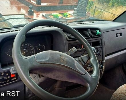 Белый Пежо Boxer, объемом двигателя 2.5 л и пробегом 300 тыс. км за 2100 $, фото 9 на Automoto.ua