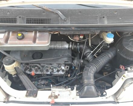 Белый Пежо Boxer, объемом двигателя 0 л и пробегом 680 тыс. км за 2500 $, фото 5 на Automoto.ua